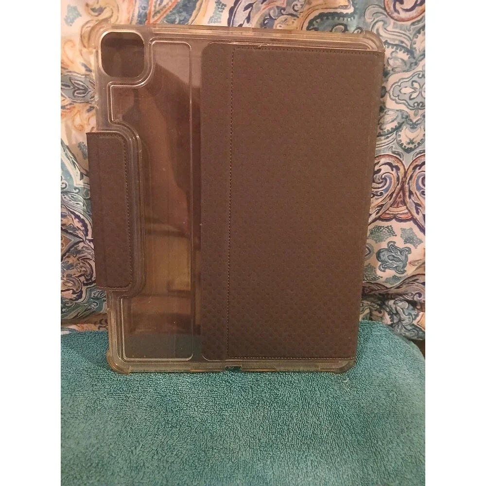 Black Clear UAG Lucent Series Case for Apple iPad Pro 11-inch (3rd Gen)